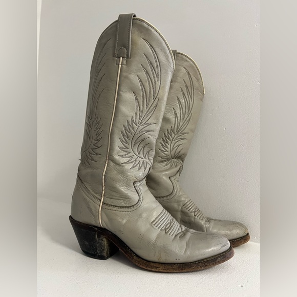 Shoes - Vintage Pale Grey with White Piping Cowboy Boots